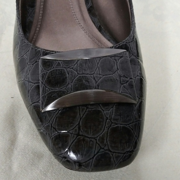 Naturalizer Gray Black Snakeskin Faux Leather Square Toe Slip On Pump Shoe - Picture 4 of 8